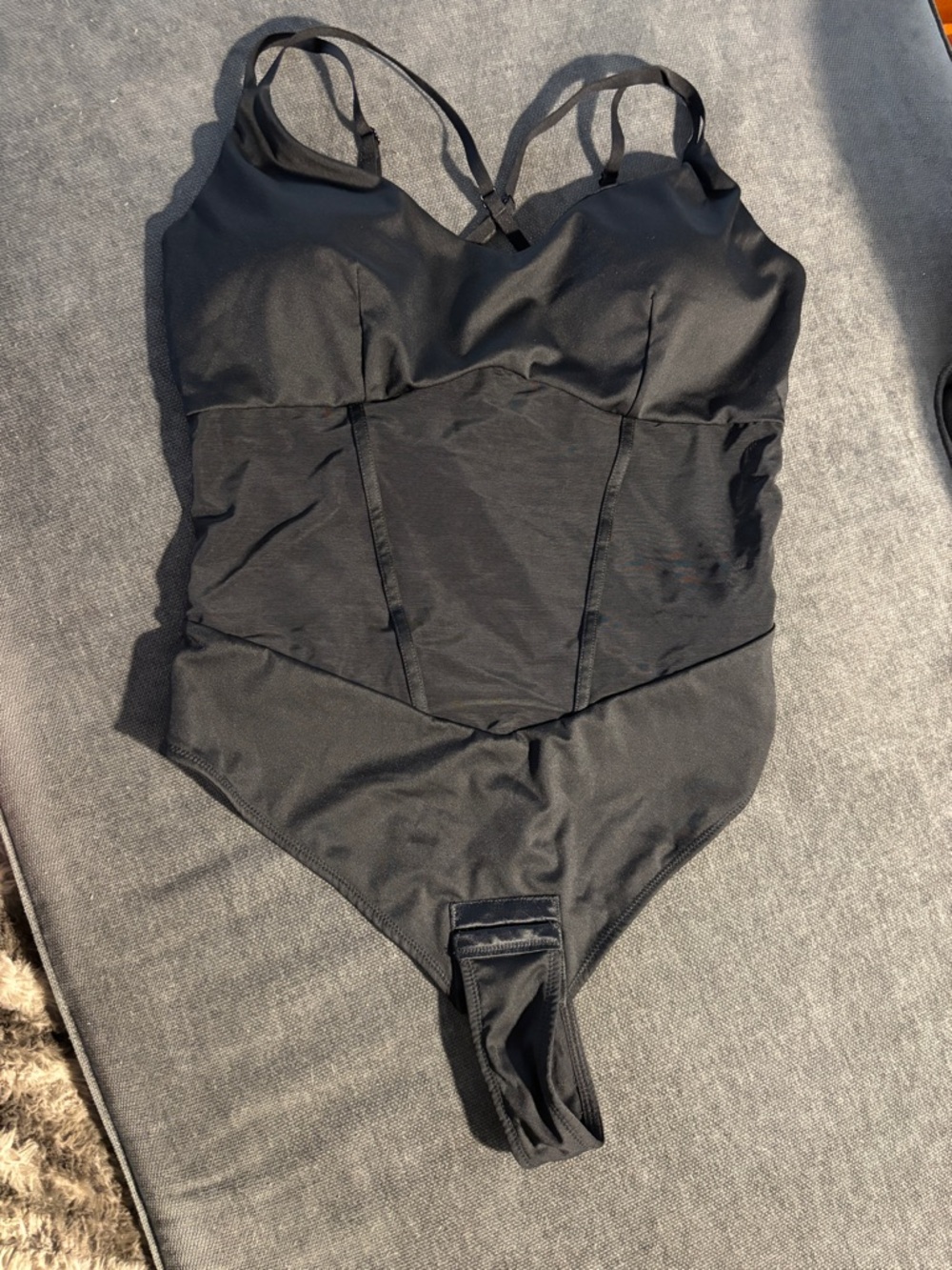 Popilush LIKE NEW XL Corset Bodysuit/Bra Shapewear Tummy Control Corset Thong